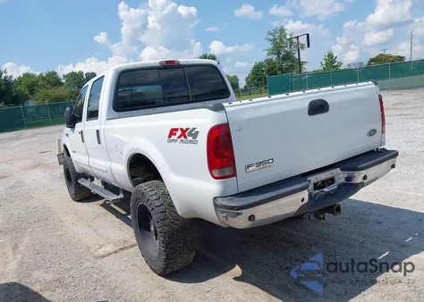 2004 Ford F350 Srw Super Duty z USA, uszkodzony, nr VIN 1FTSW31P84ED97132